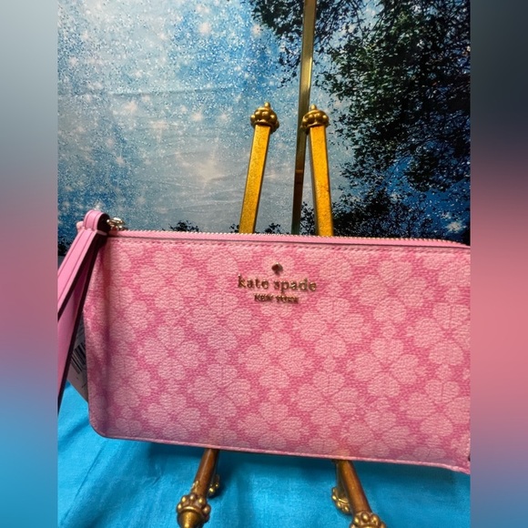 Kate Spade Wristlet Pink on Pink 8” x 5” NWT Spade Flower Parisian Print Medium - Picture 2 of 9